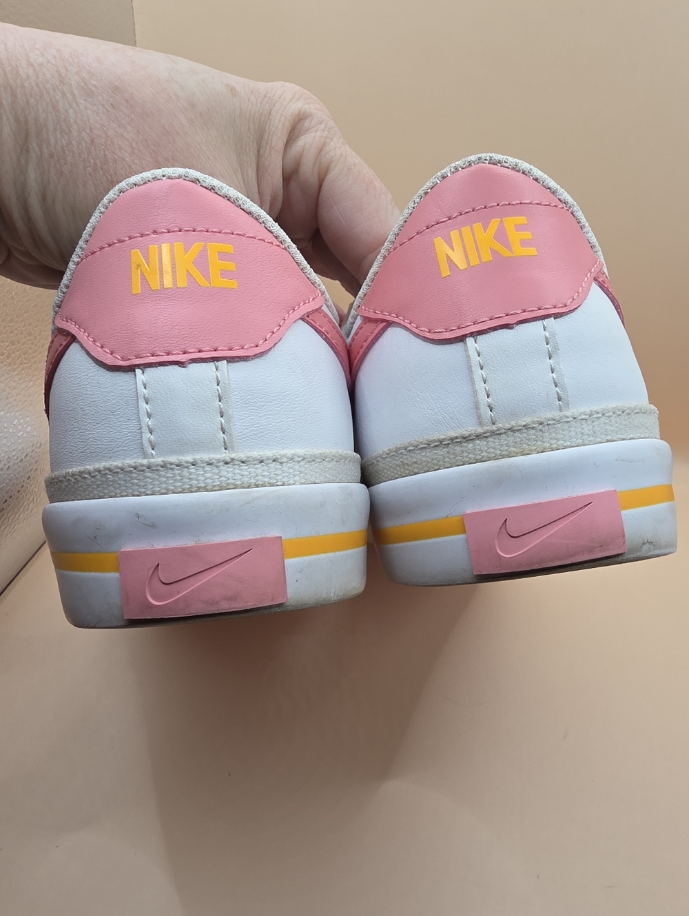 💕 Nike Court Legacy DA5380-118 Youth 7Y White Pink Unisex Kids Sneaker - Picture 5 of 8